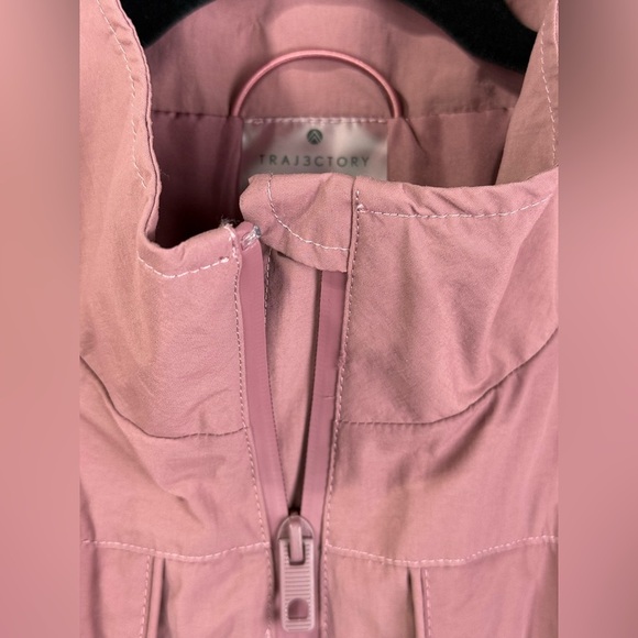 Traj3tory dusty mauve windbreaker jacket. Size Large. - Picture 6 of 7
